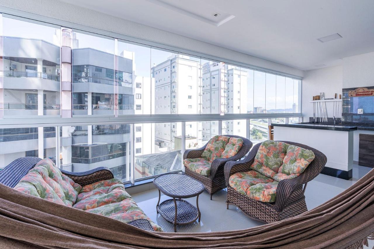 Apto A 260M Da Meia Praia Em Condominio De Luxo Sc イタペマ エクステリア 写真