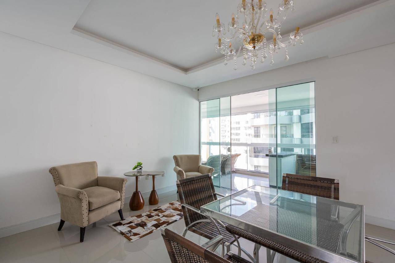 Apto A 260M Da Meia Praia Em Condominio De Luxo Sc イタペマ エクステリア 写真