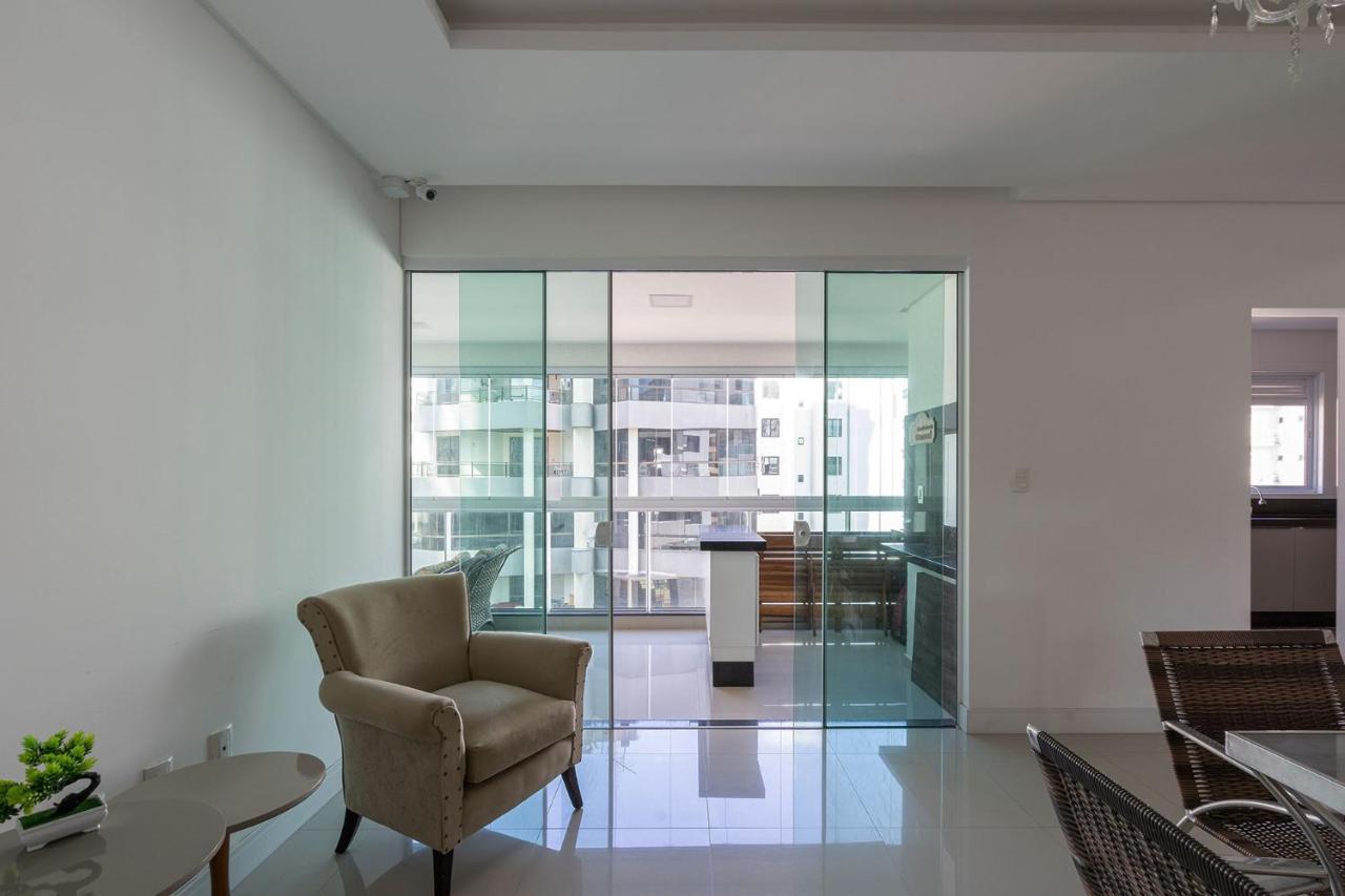 Apto A 260M Da Meia Praia Em Condominio De Luxo Sc イタペマ エクステリア 写真
