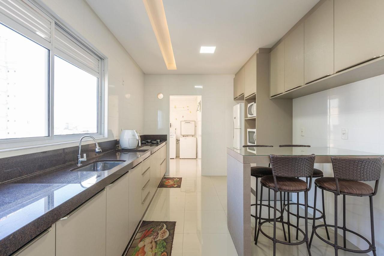 Apto A 260M Da Meia Praia Em Condominio De Luxo Sc イタペマ エクステリア 写真