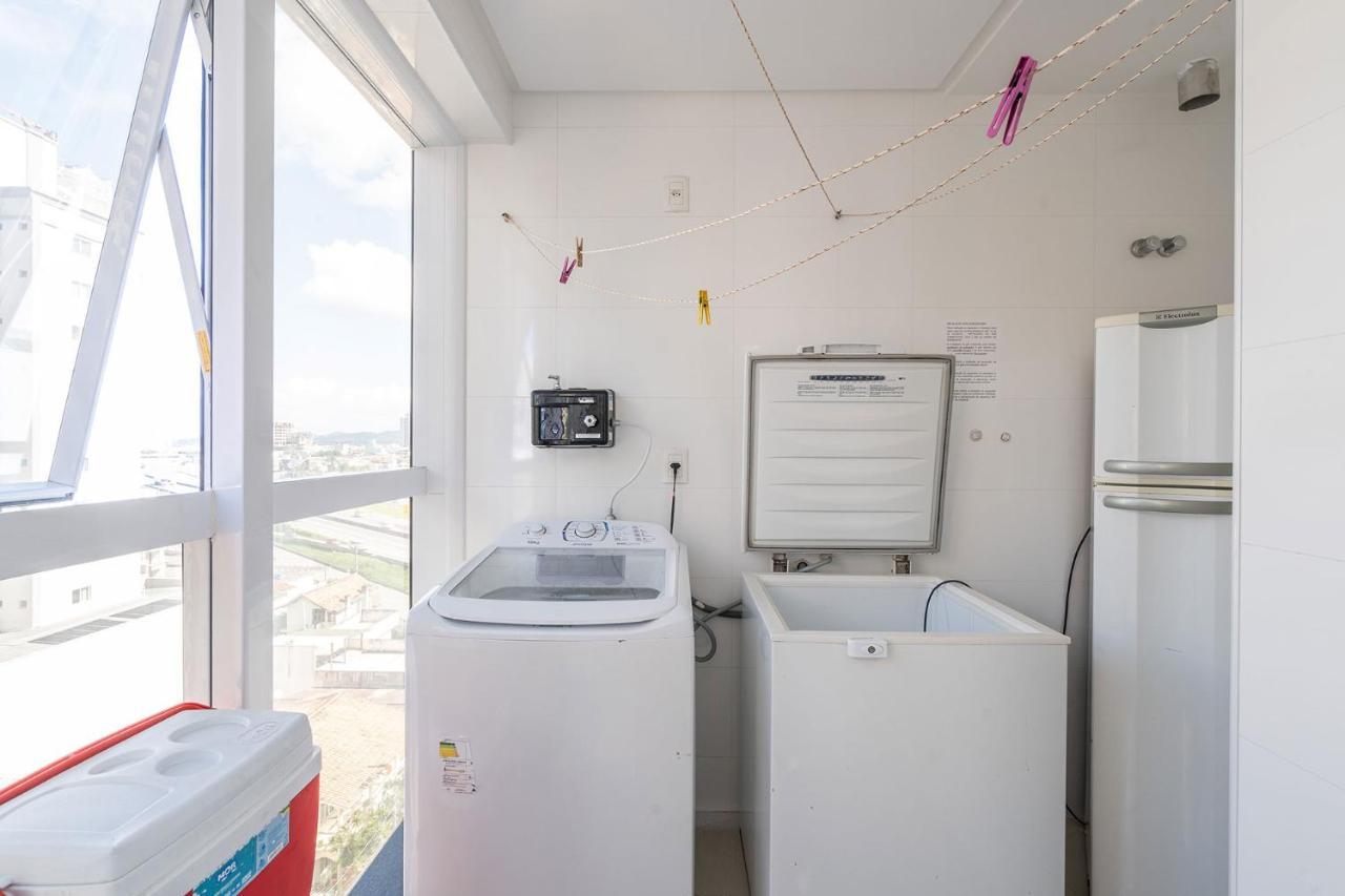 Apto A 260M Da Meia Praia Em Condominio De Luxo Sc イタペマ エクステリア 写真