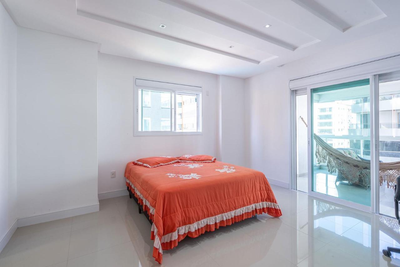 Apto A 260M Da Meia Praia Em Condominio De Luxo Sc イタペマ エクステリア 写真